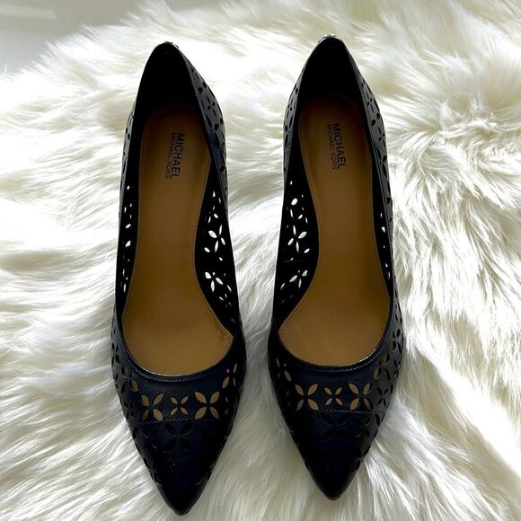MICHAEL Michael Kors Shoes - MICHEAL MICHEAL KORS FLEX LASER-CUT LEATHER MID-HEEL PUMP 10